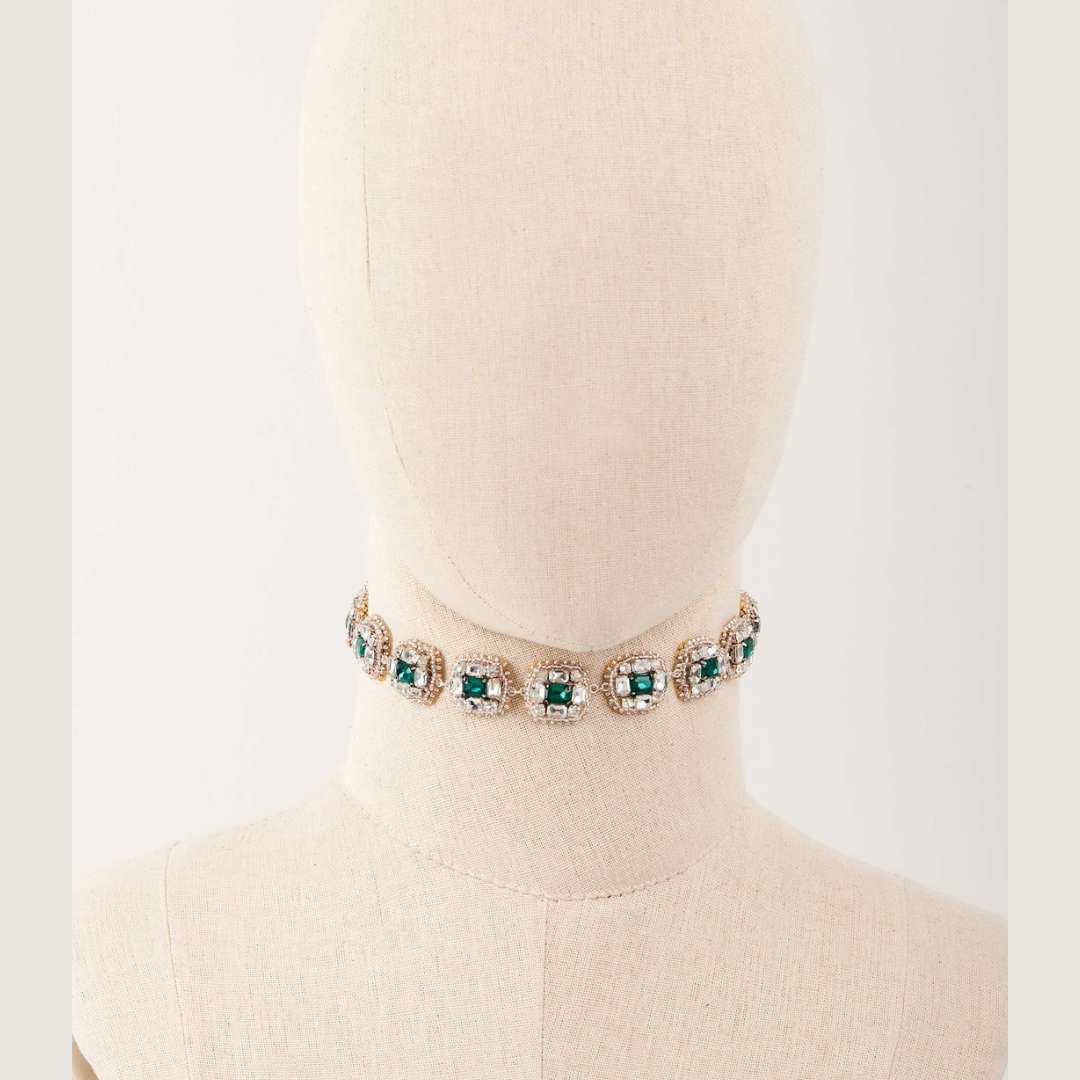 Emerald chocker